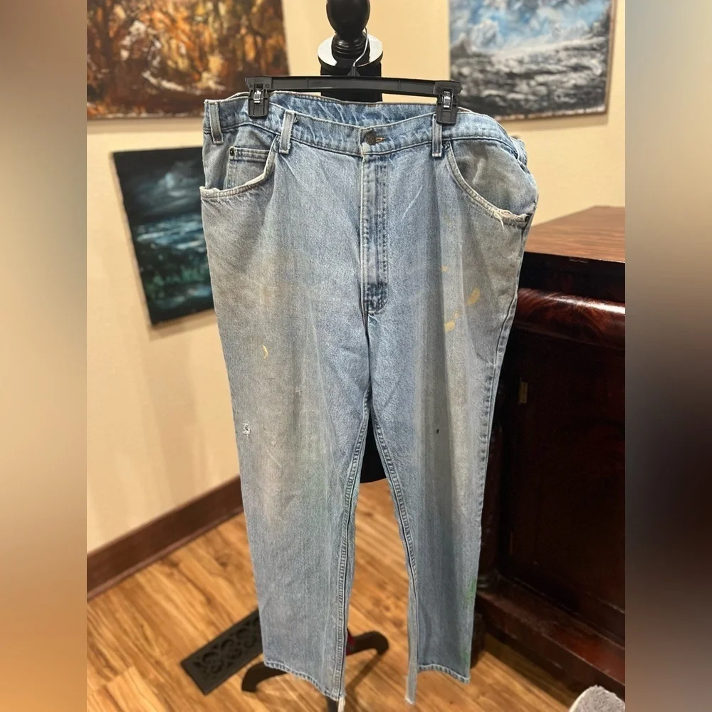 VINTAGE Levi’s 540 jeans with brown leather tag